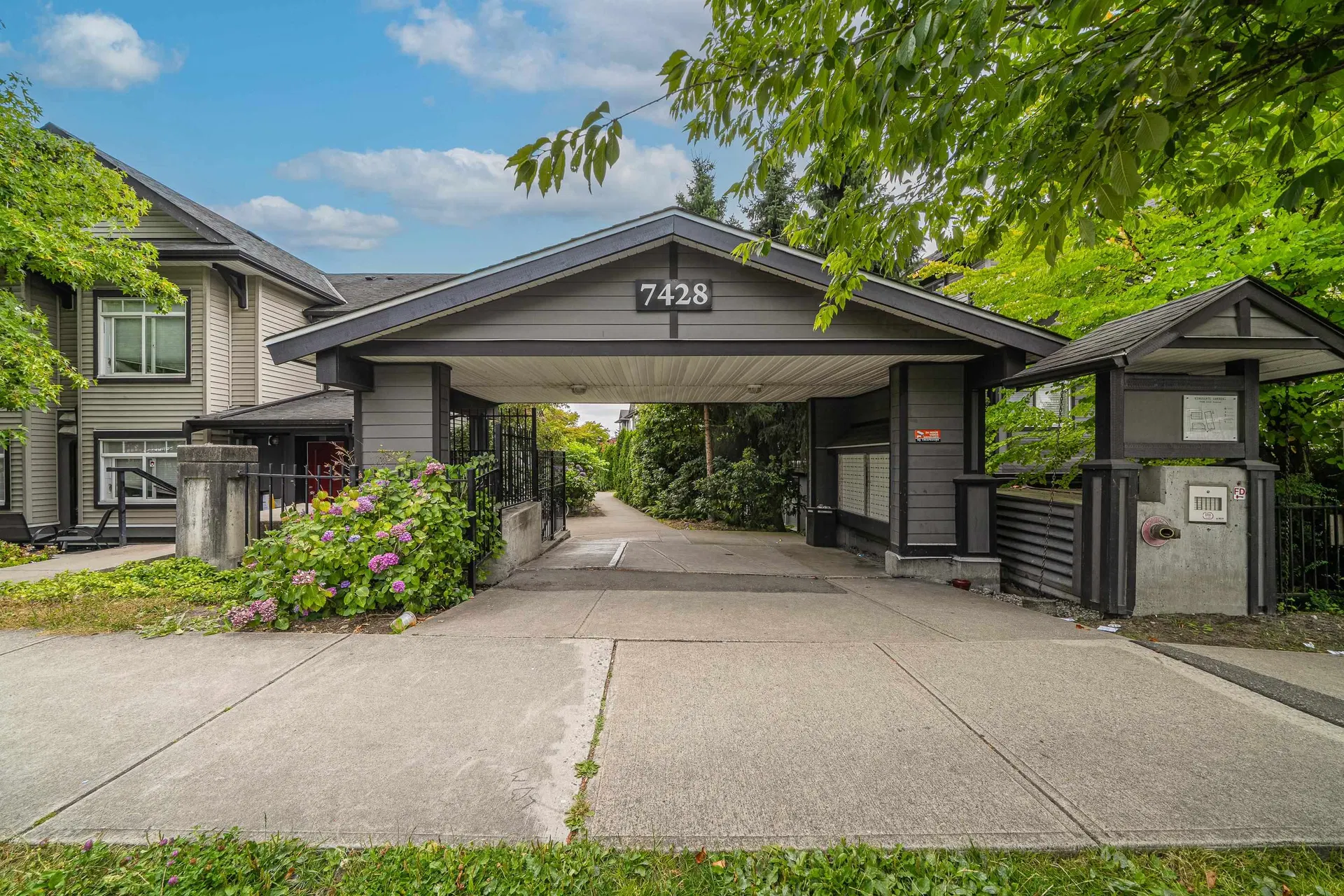 #24 – 7428 14th Avenue