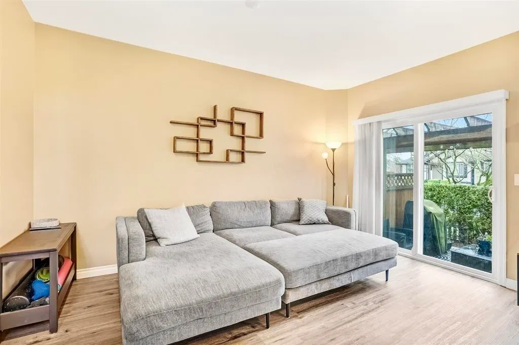 Photo 3 of 24 at #5 – 6588 188 Street