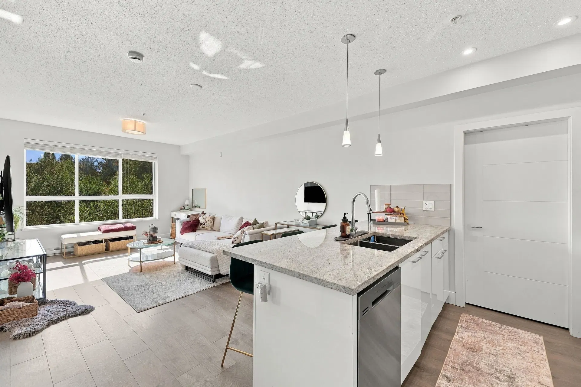 Photo 5 of 32 at #210 – 5485 Brydon Crescent
