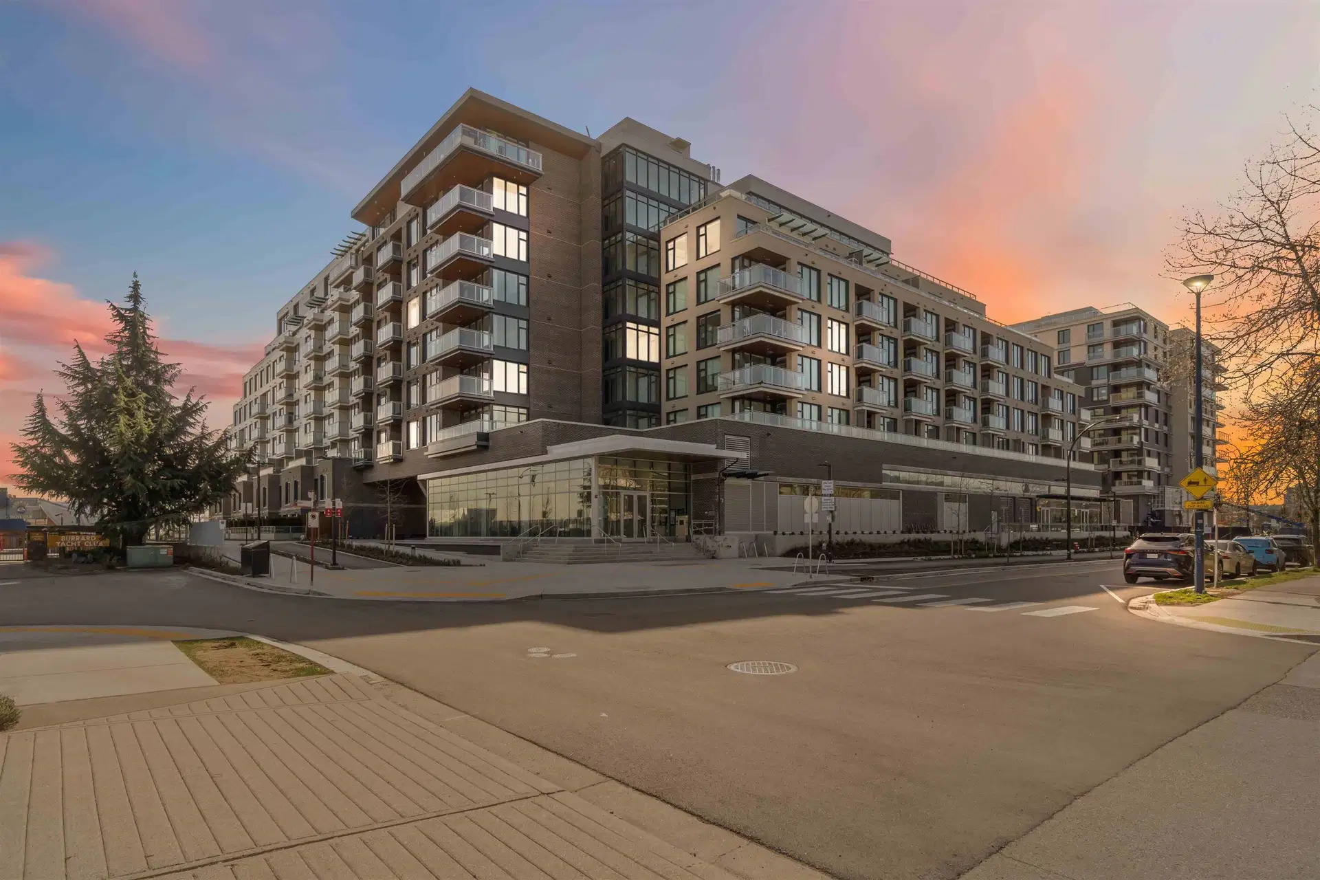 TH 109 – 755 Harbourside Drive