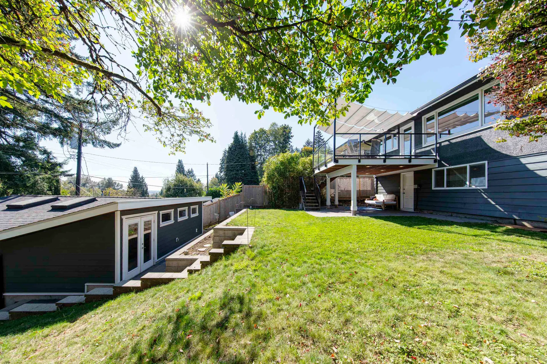 Photo 5 of 40 at 1243 Cloverley Street