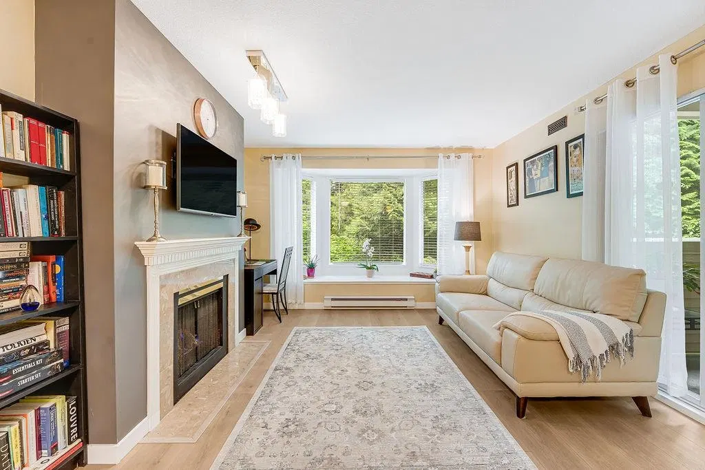Photo 2 of 33 at #205 – 6860 Rumble Street