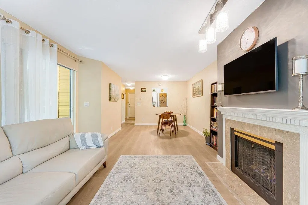 Photo 4 of 33 at #205 – 6860 Rumble Street