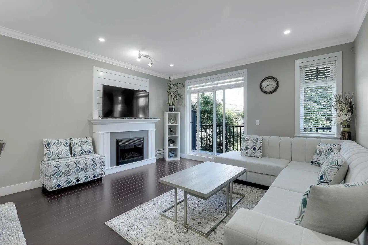#50 – 6383 140 Street