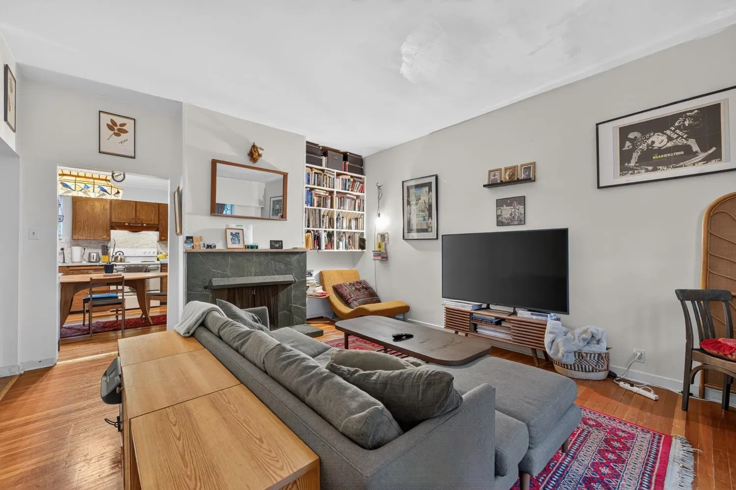 Photo 5 of 38 at 236 W 12th Avenue