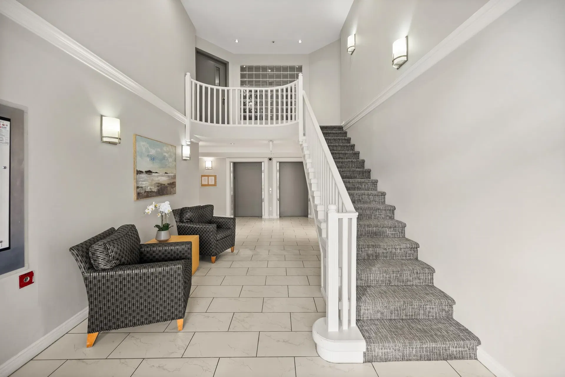 Photo 4 of 31 at #209 – 2975 Princess Crescent