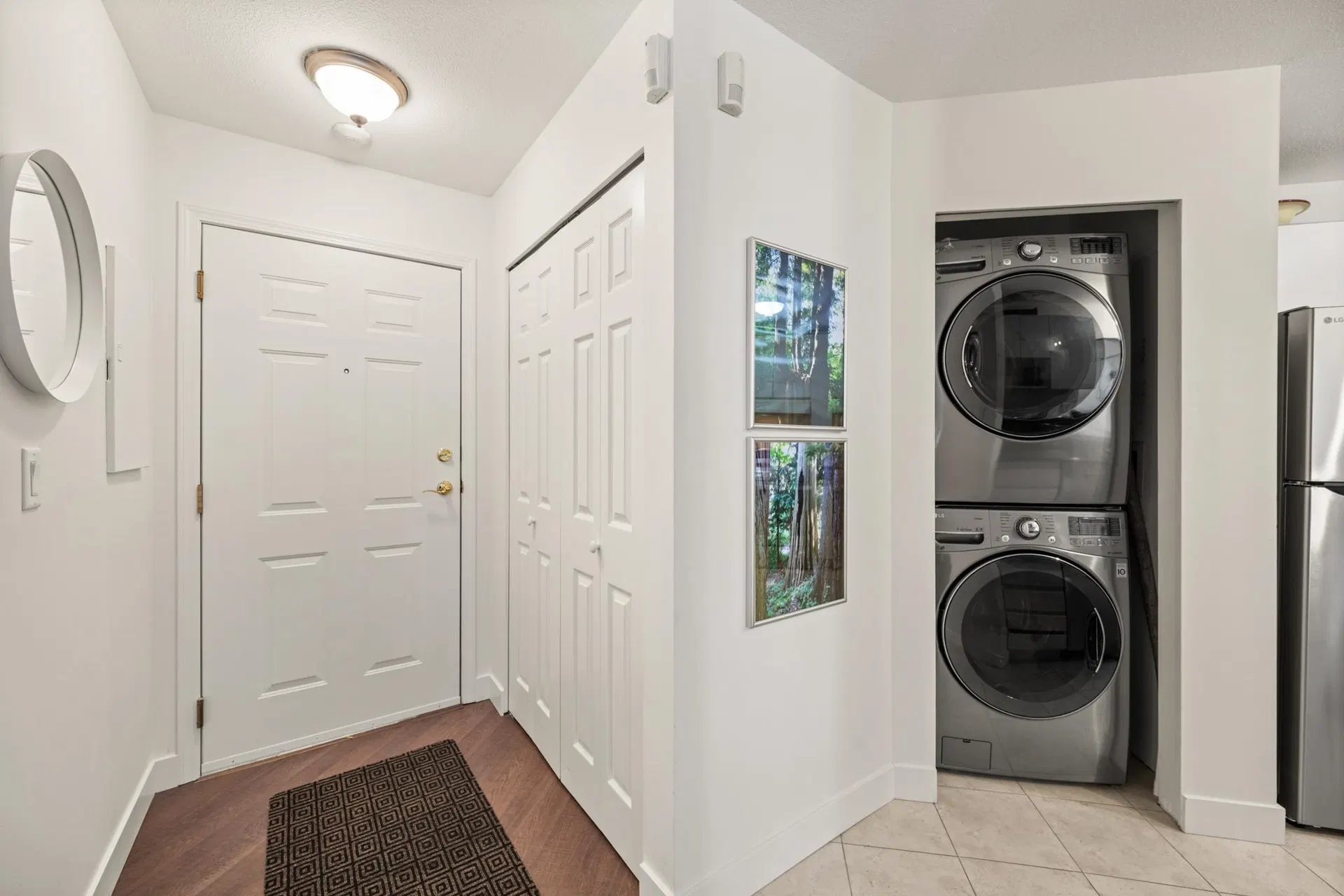 Photo 5 of 31 at #209 – 2975 Princess Crescent