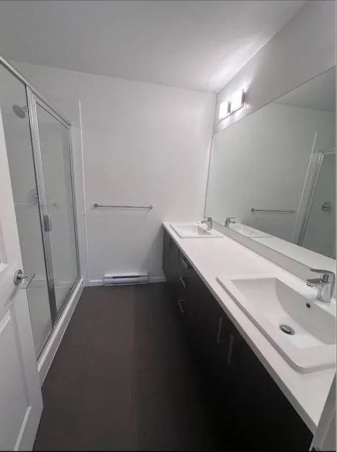 Photo 5 of 13 at #95 – 15778 85 Avenue