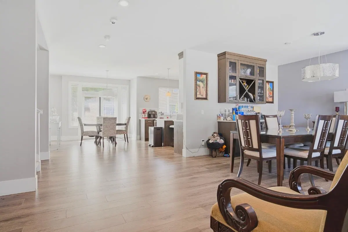 Photo 5 of 40 at 6071 145b Street