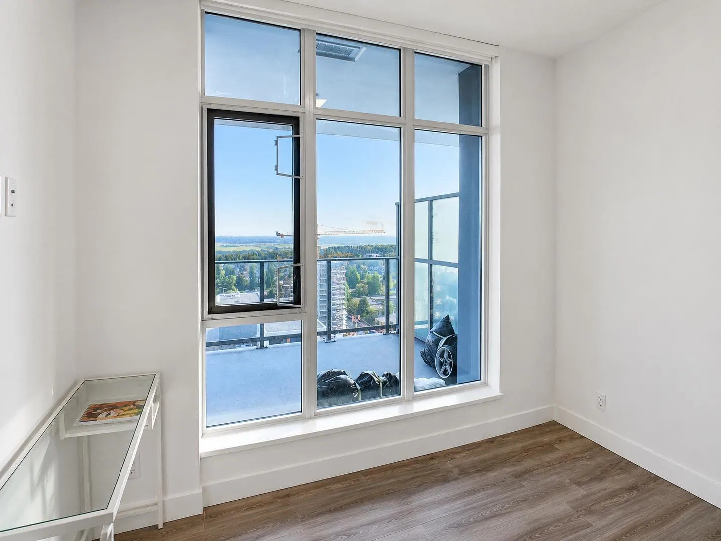 Photo 4 of 22 at #1804 – 6511 Sussex Avenue