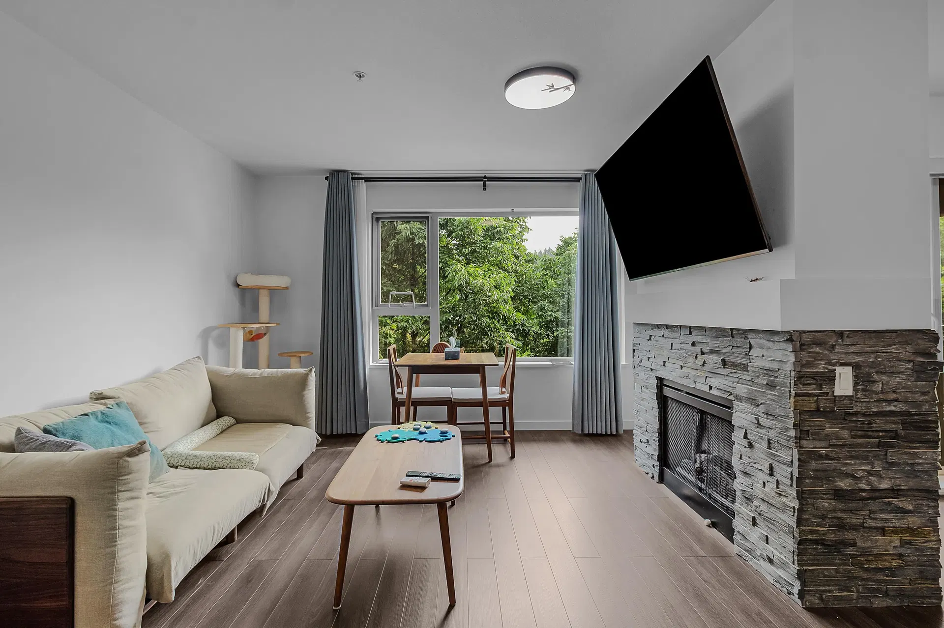 Photo 4 of 40 at #309 – 200 Klahanie Drive