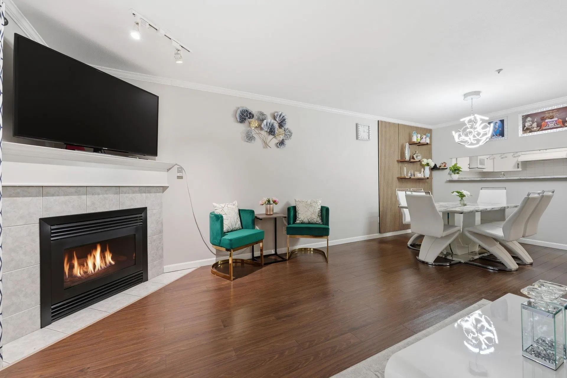 Photo 4 of 28 at #214 – 10128 132 Street
