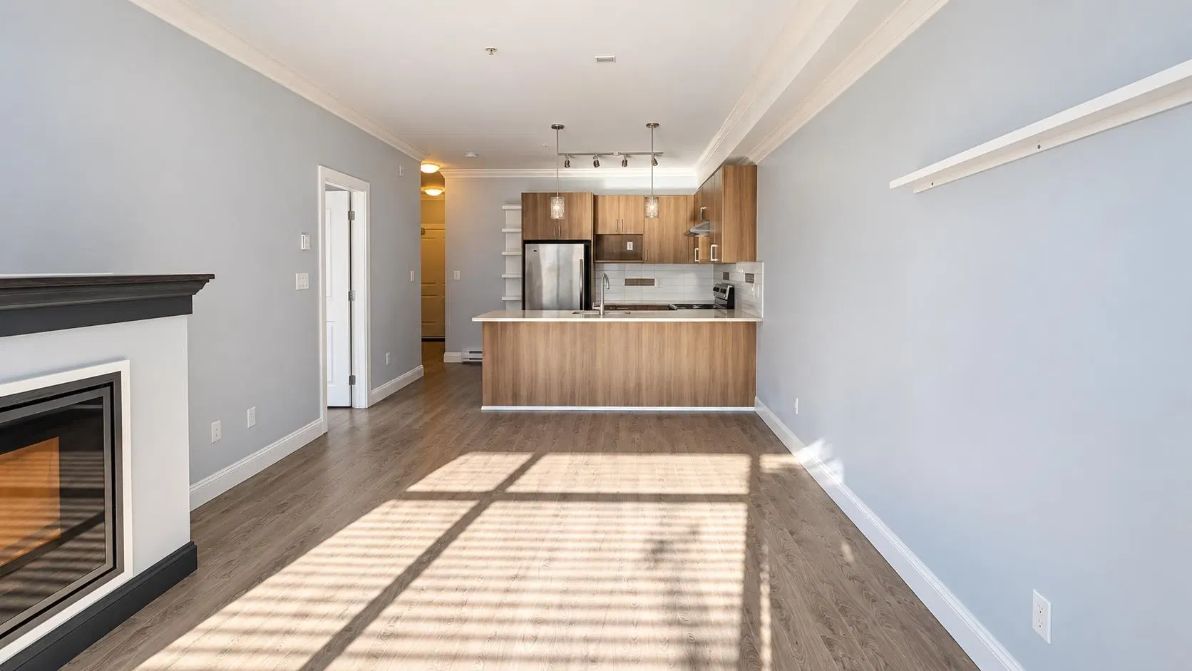 Photo 5 of 39 at #304 – 11566 224 Street