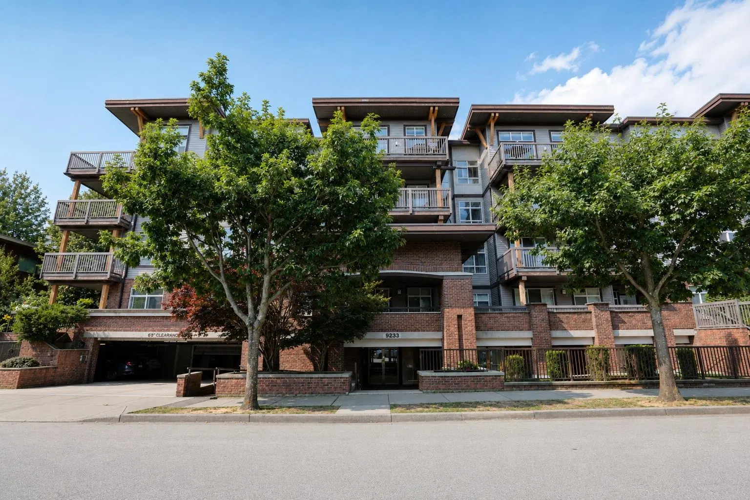 #322 – 9233 Ferndale Road
