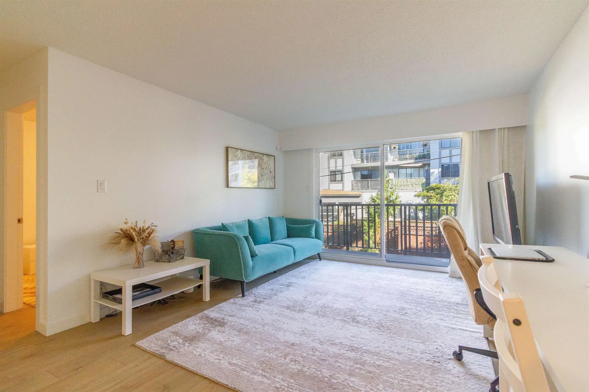 Photo 3 of 22 at #210 – 270 W 1st Street
