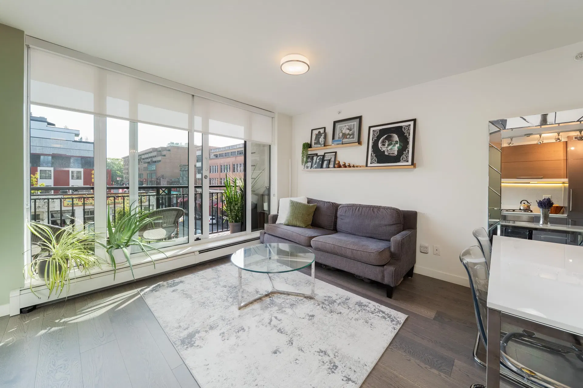 Photo 3 of 40 at #511 – 189 Keefer Street
