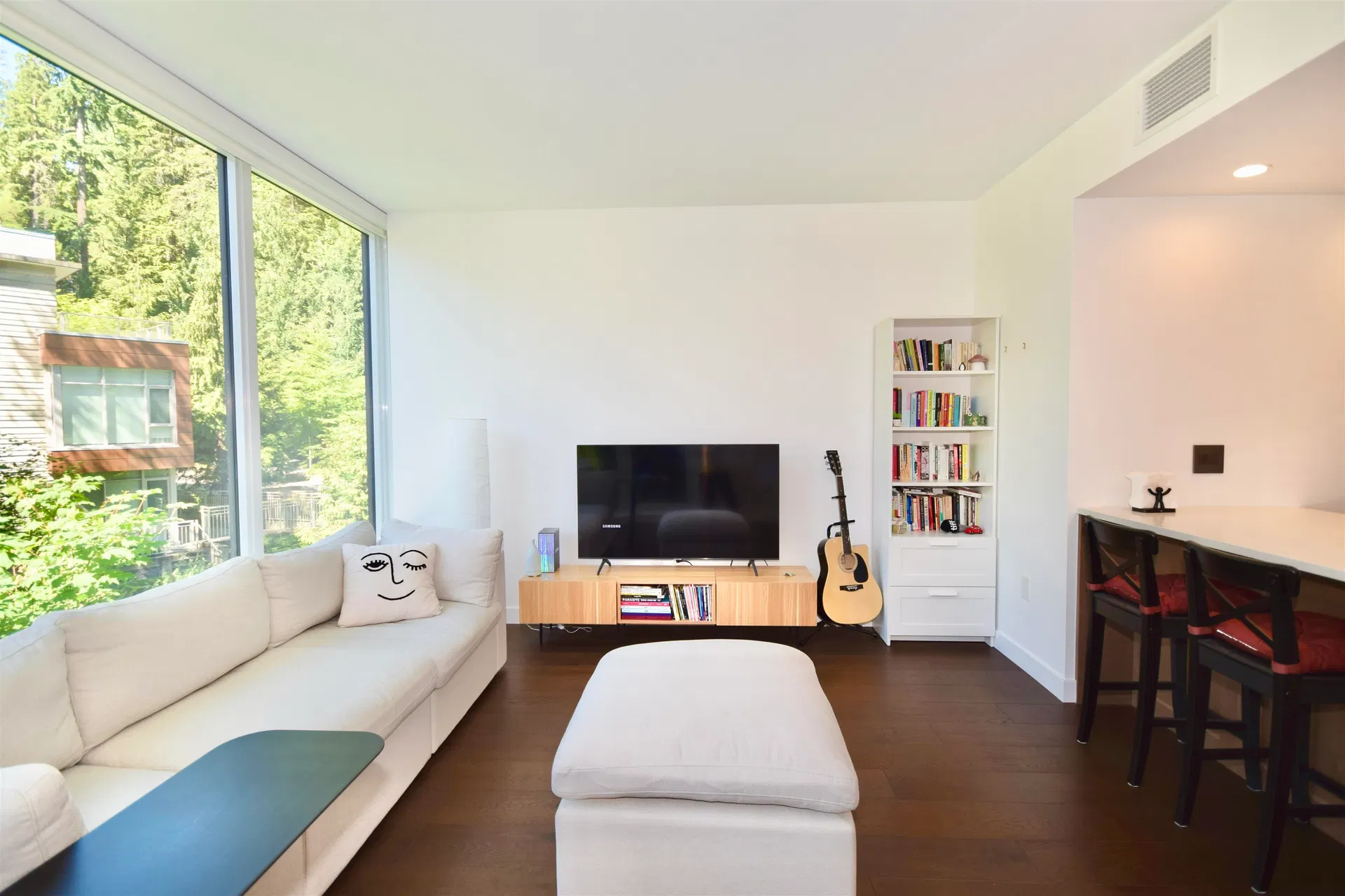 Photo 3 of 19 at #304 – 5629 Birney Avenue