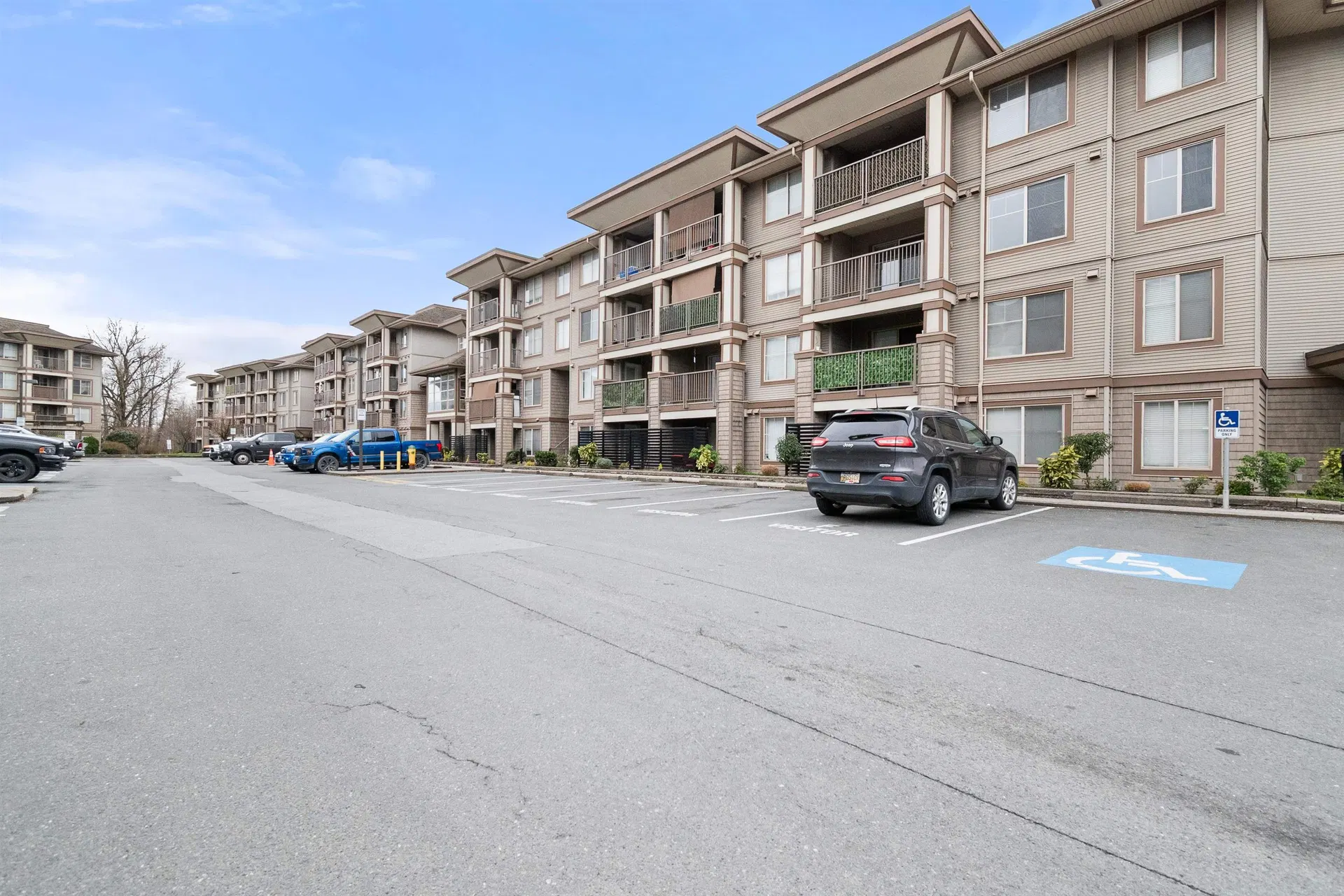 Photo 1 of 31 at #209 – 45567 Yale Road