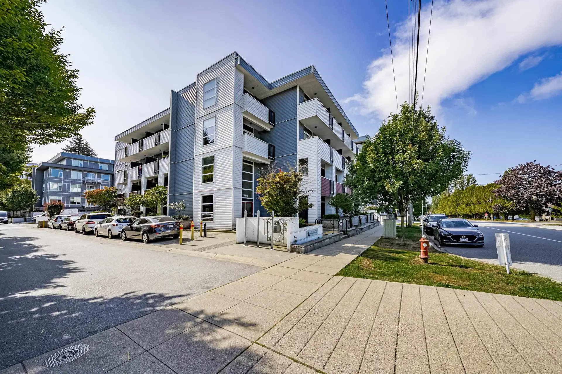 #410 – 13678 Grosvenor Road