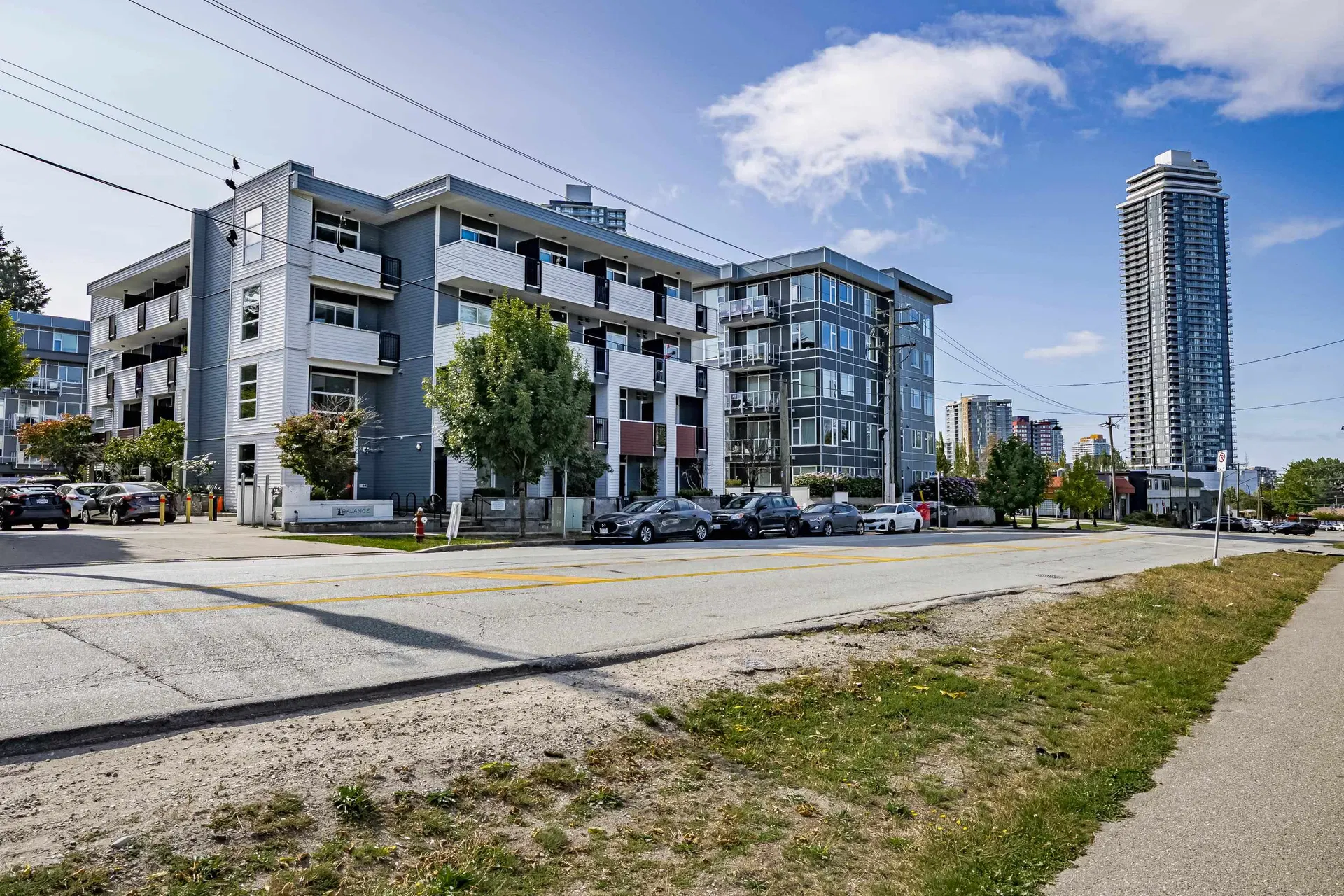 Photo 2 of 23 at #410 – 13678 Grosvenor Road