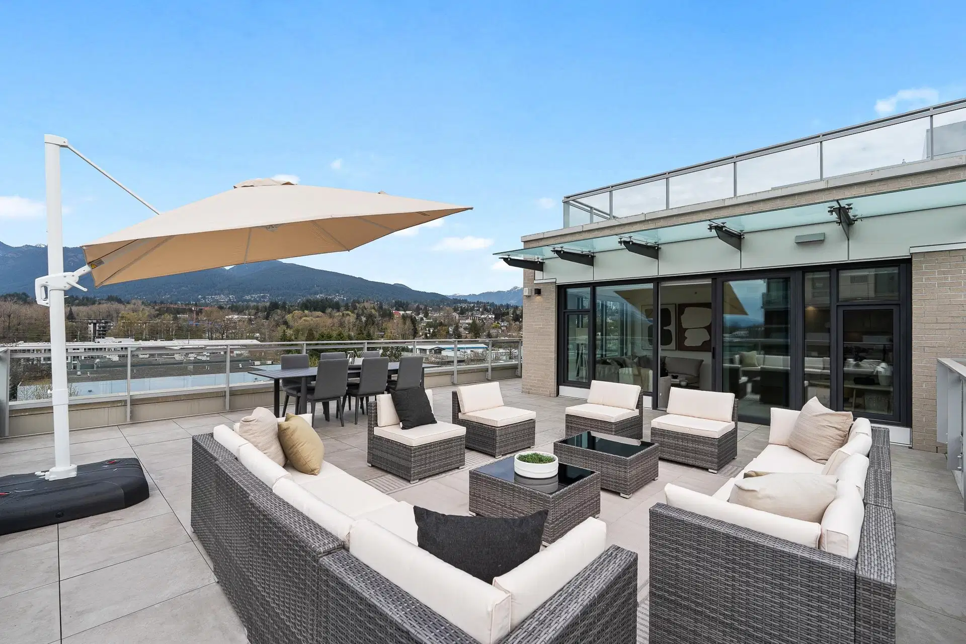 #703 – 755 Harbourside Drive