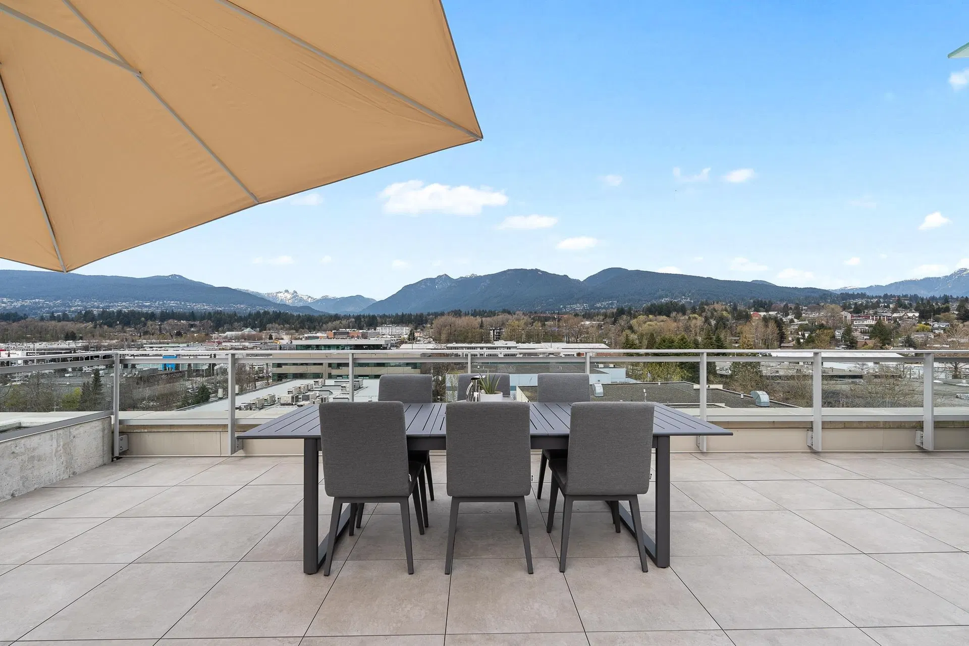 Photo 2 of 40 at #703 – 755 Harbourside Drive