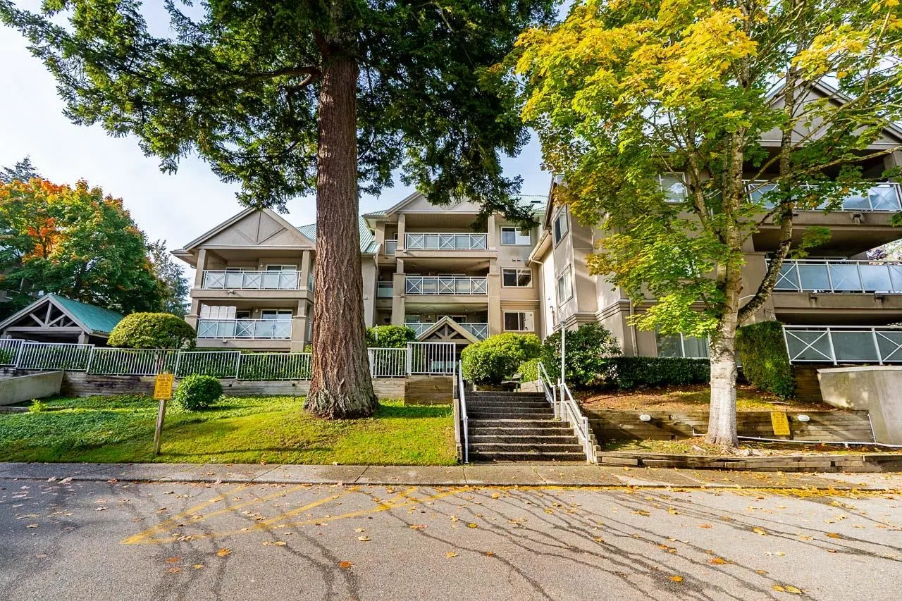 Photo 1 of 32 at #202 – 15130 29a Avenue