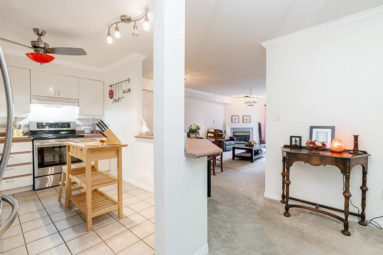 Photo 3 of 32 at #202 – 15130 29a Avenue