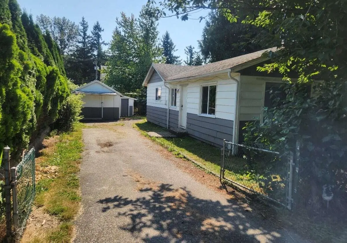 Photo 1 of 13 at 10330 Cooper Road
