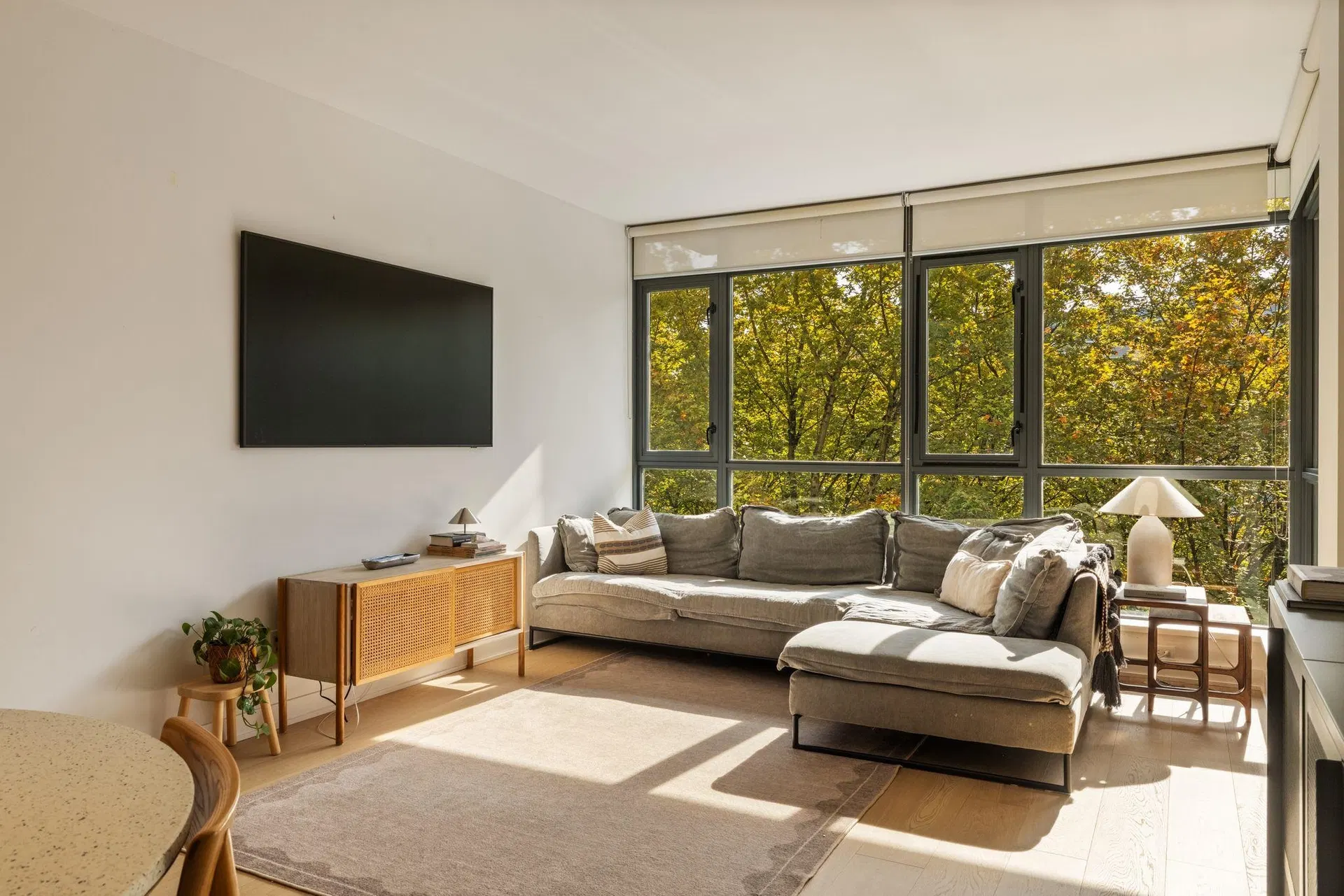 Photo 3 of 36 at #403 – 750 W 12th Avenue