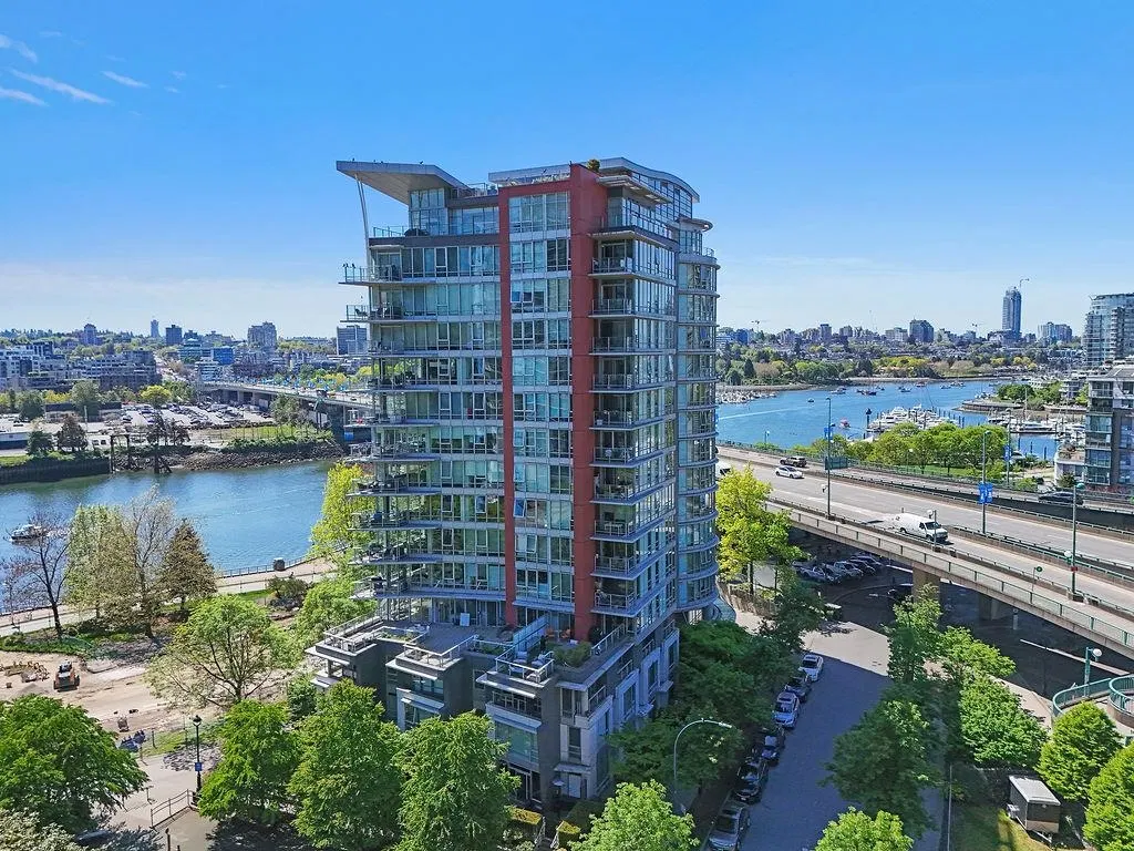 Photo 1 of 40 at #801 – 980 Cooperage Way