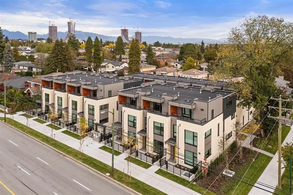 #3 – 6768 Oak Street