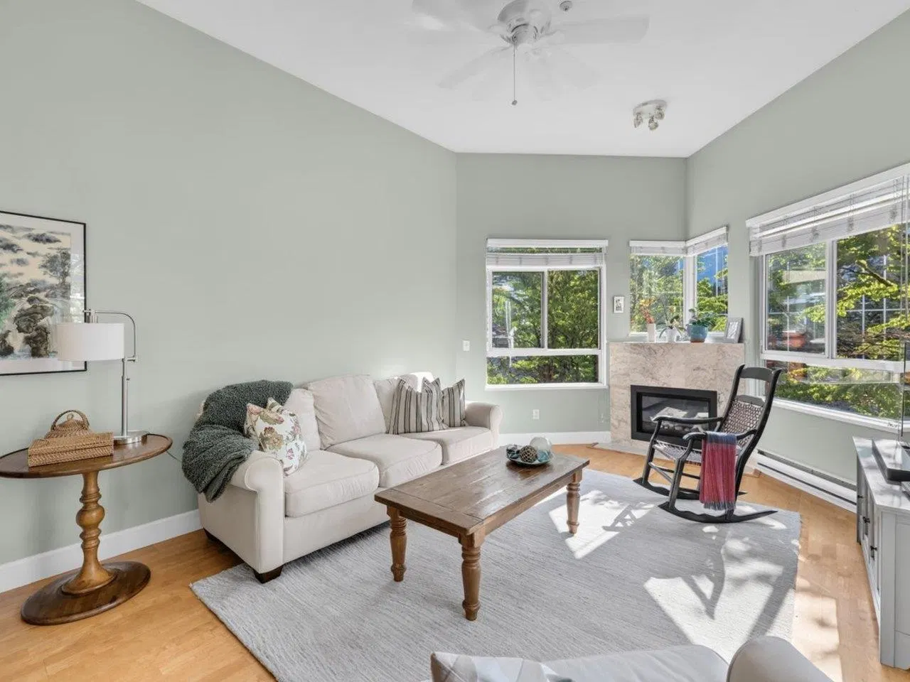 Photo 5 of 36 at #413 – 128 W 8th Street