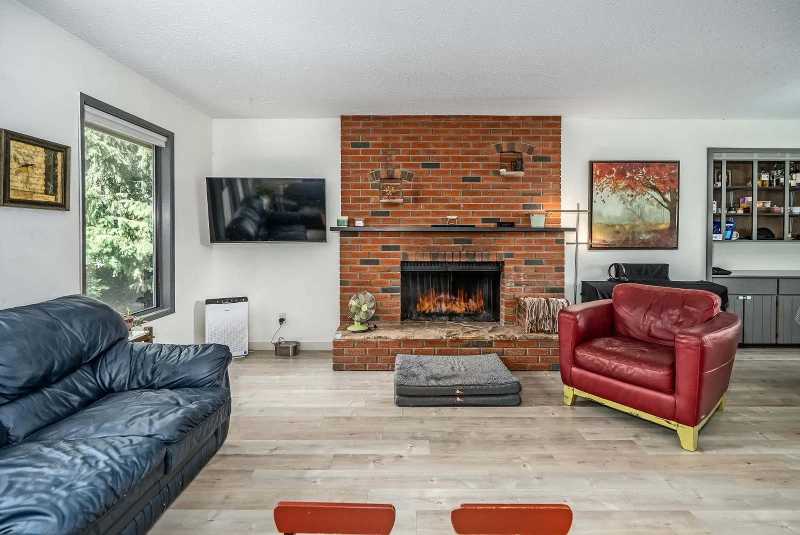 Photo 4 of 40 at 10122 Kenswood Drive