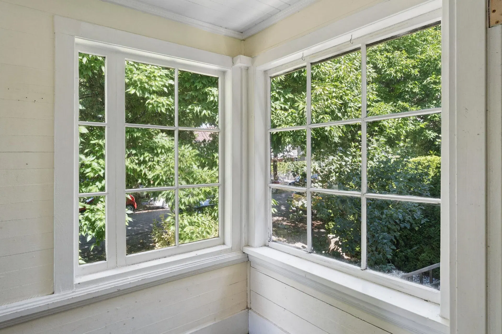 Photo 5 of 34 at 614 E 19th Avenue