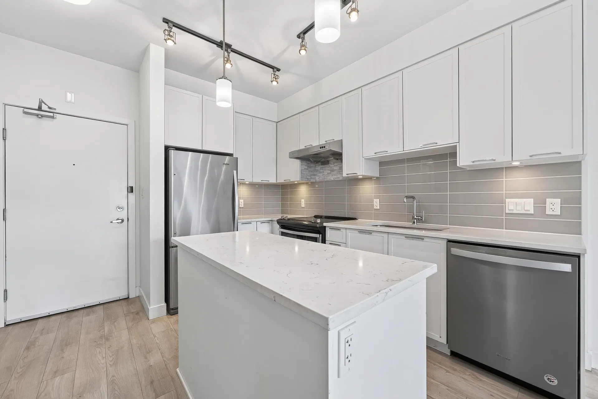 #315 – 828 Gauthier Avenue