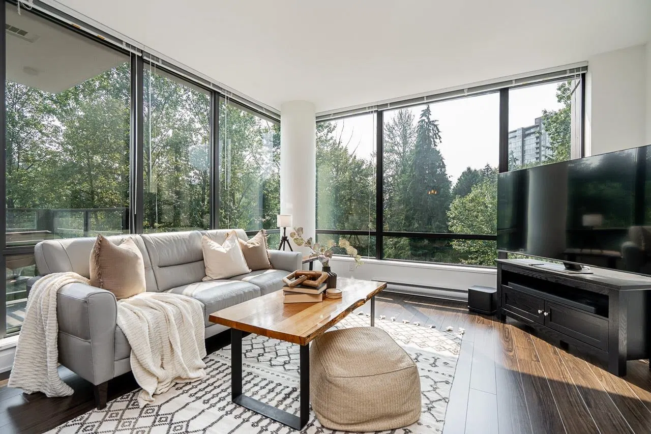Photo 3 of 37 at #601 – 301 Capilano Road