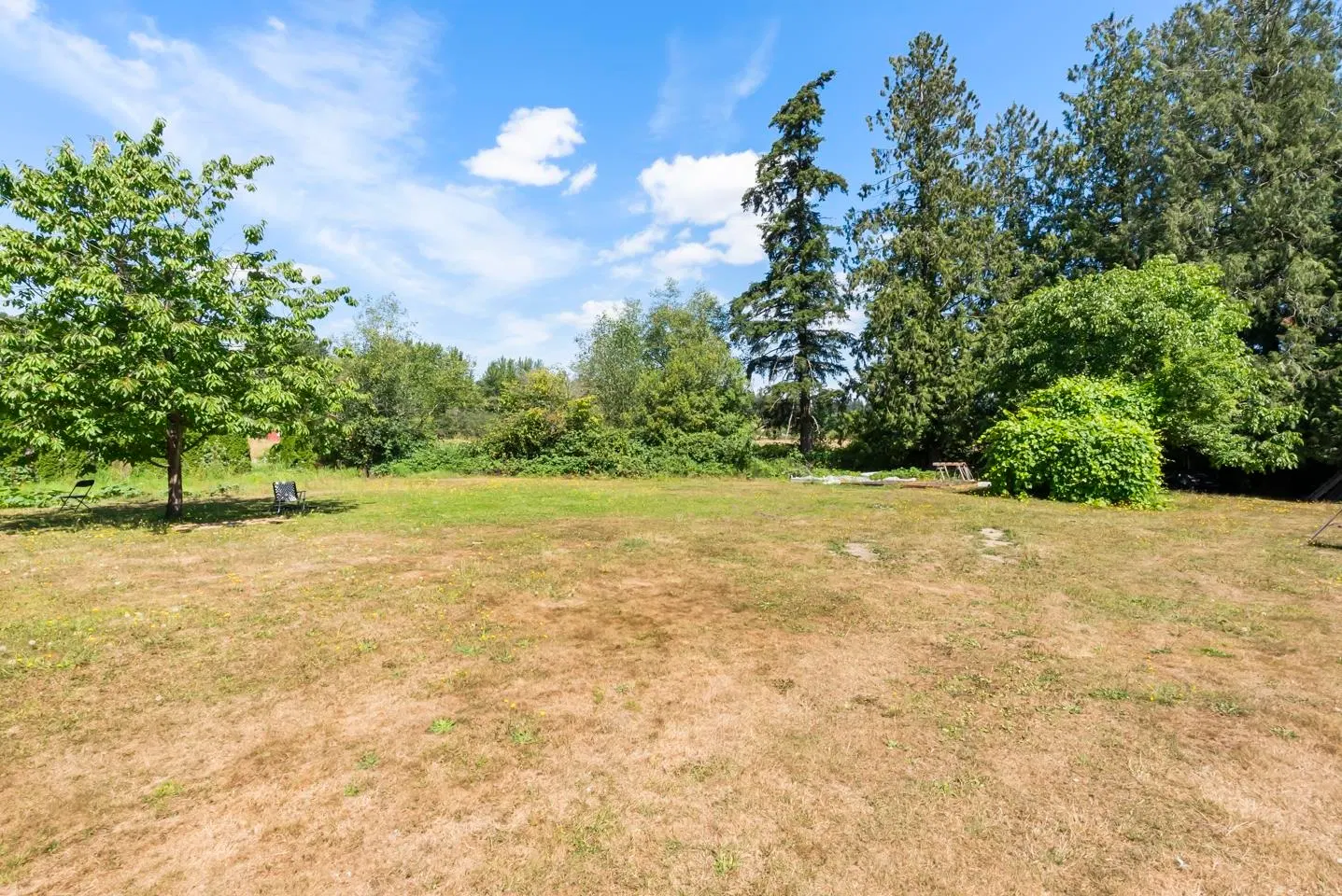 Photo 5 of 10 at 21263 Crush Crescent