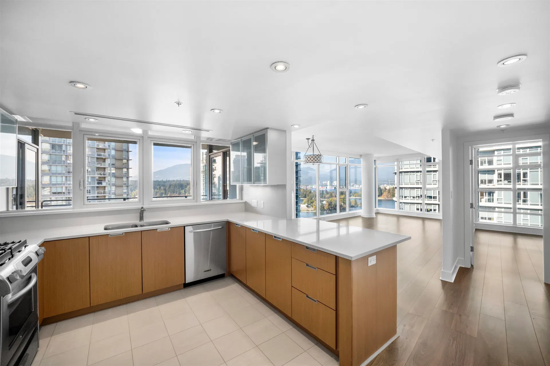 #2302 – 1205 Hastings Street