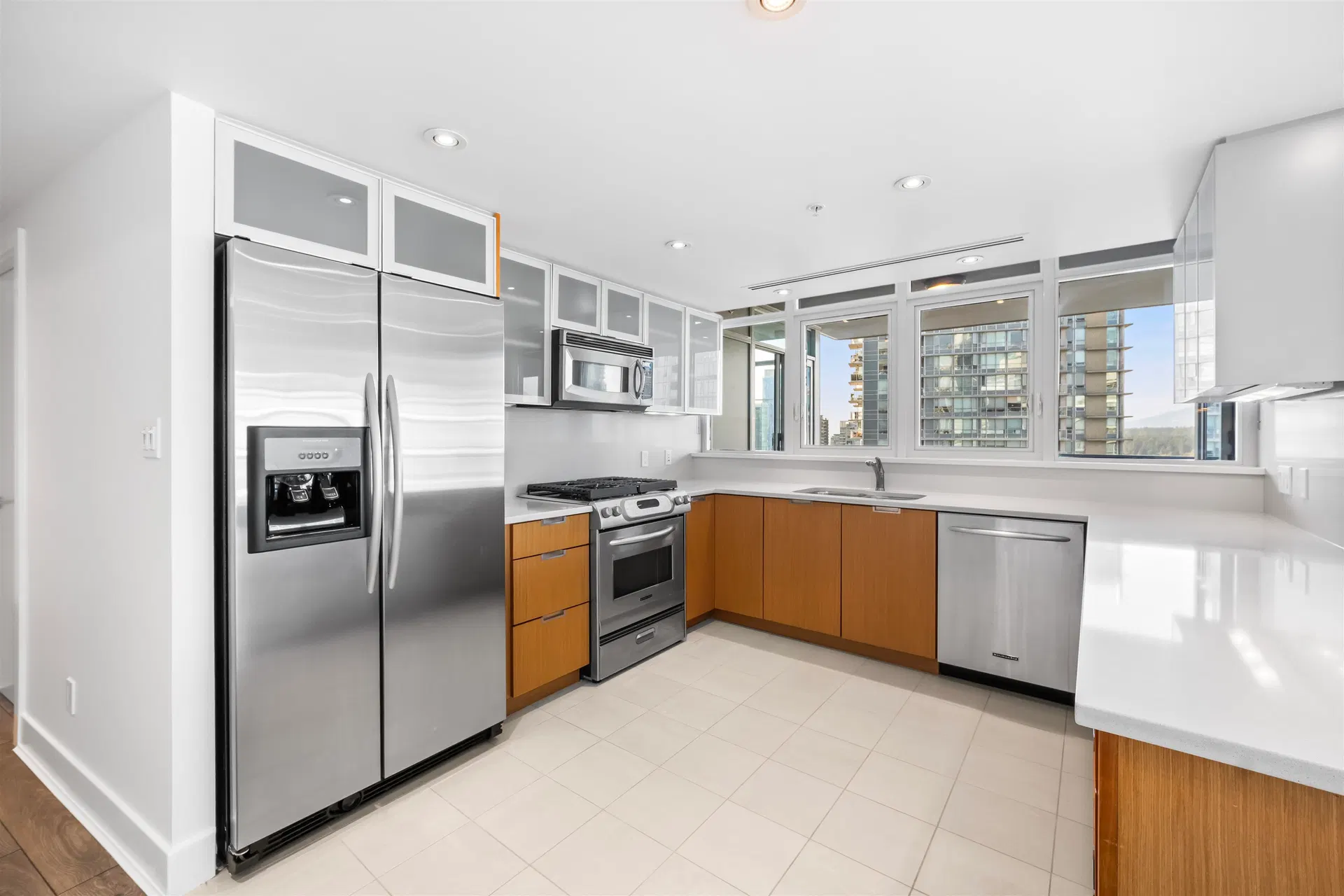 Photo 2 of 40 at #2302 – 1205 W Hastings Street