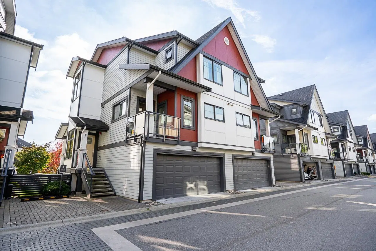 #14 – 19451 Sutton Avenue