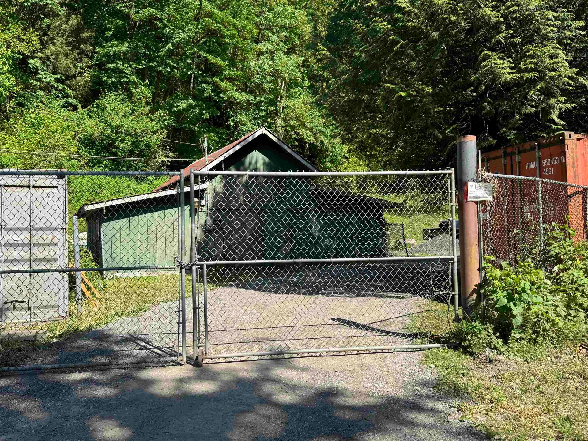 Photo 3 of 10 at 7252 272 Street