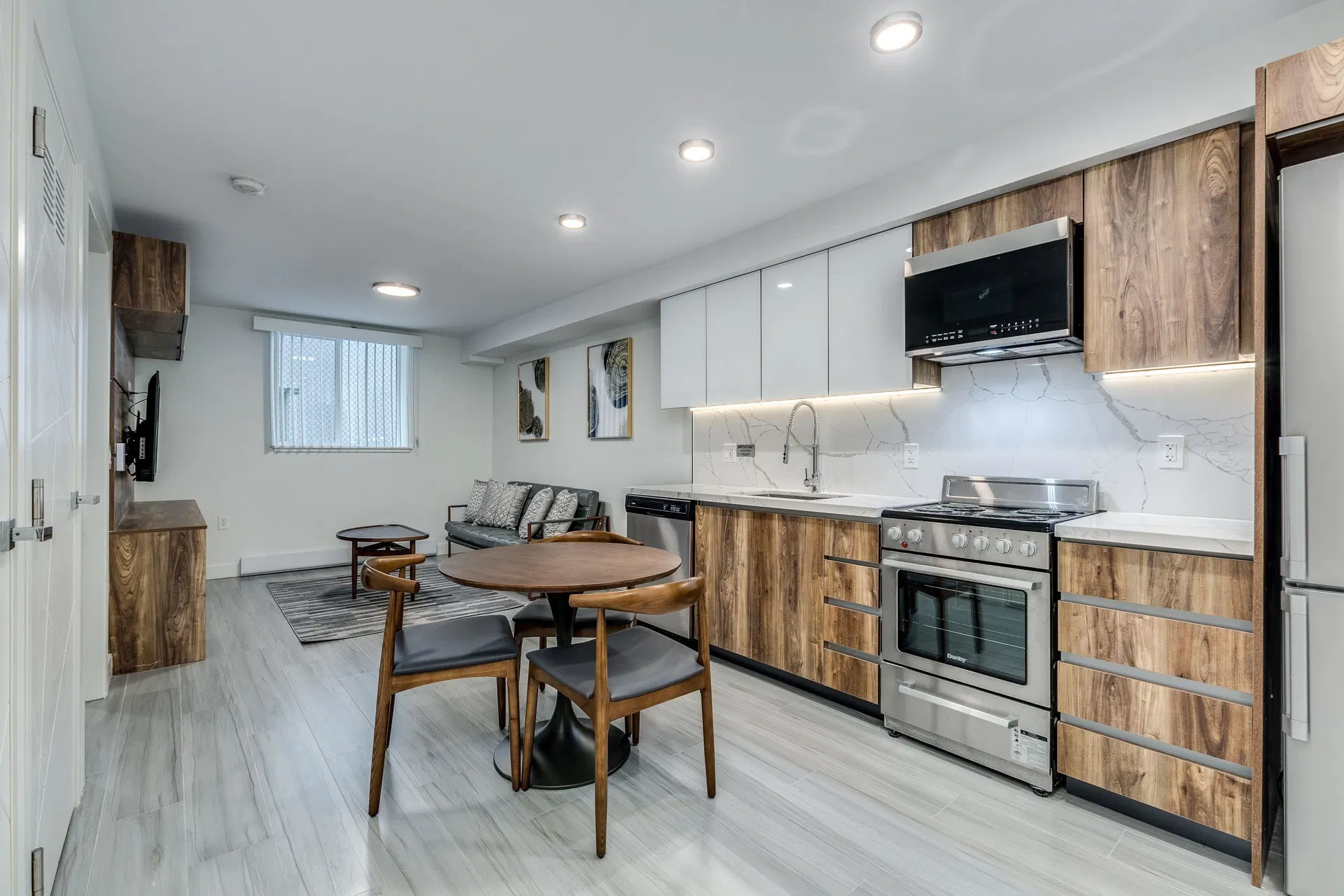 Photo 2 of 20 at #102 – 1168 Pendrell Street