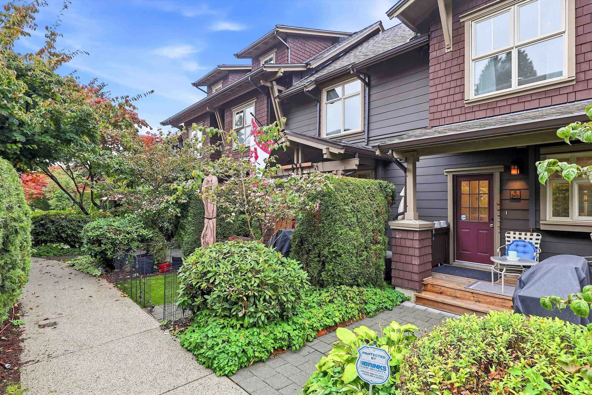 Photo 2 of 33 at #246 – 600 Park Crescent