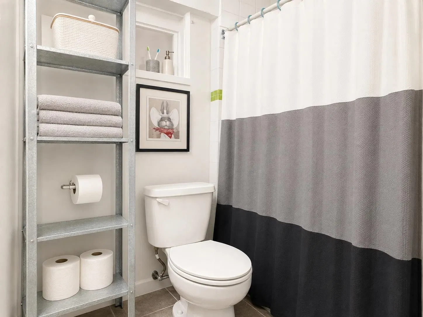 Photo 4 of 15 at 5569 Culloden Street