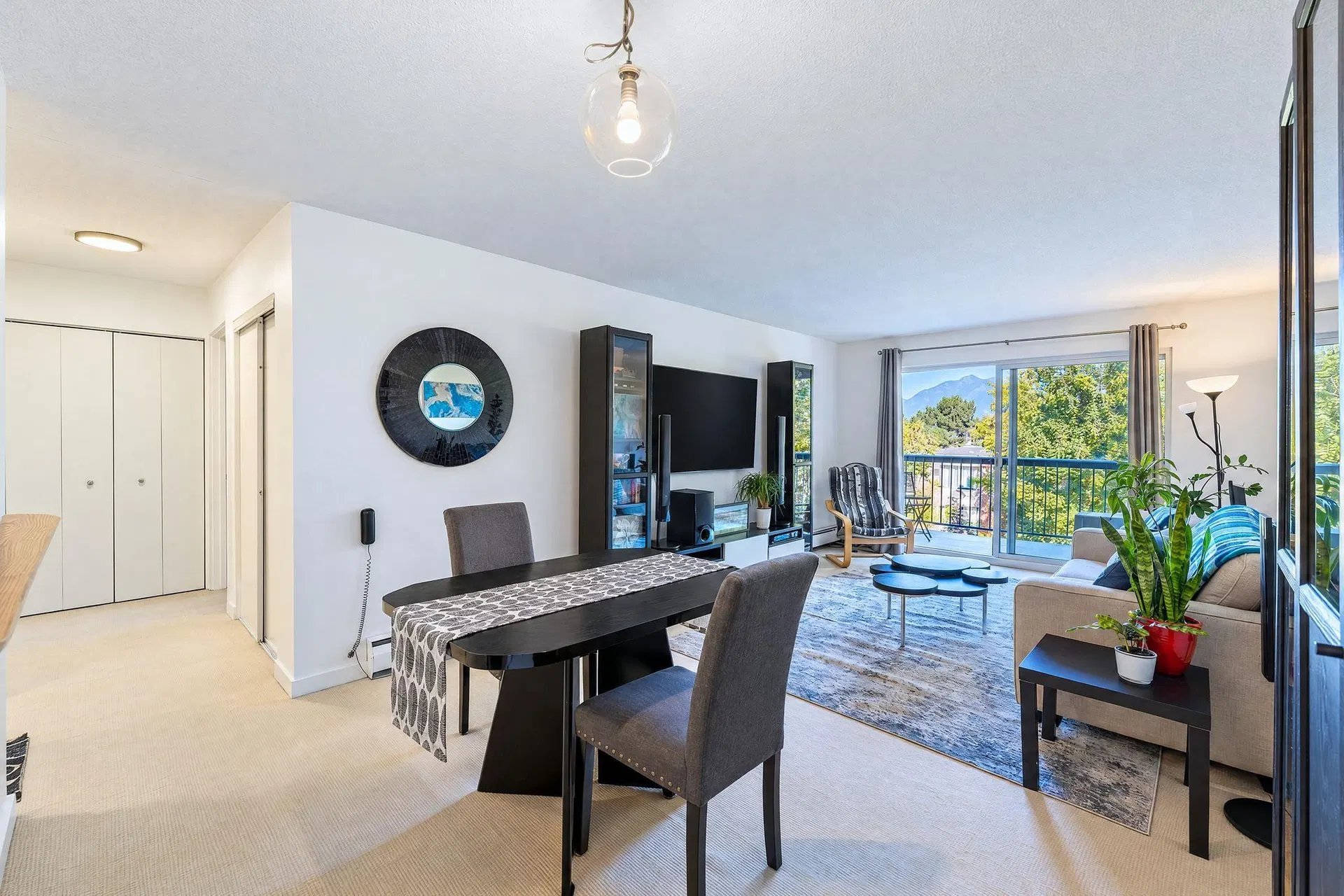 Photo 3 of 27 at #312 – 2320 Trinity Street