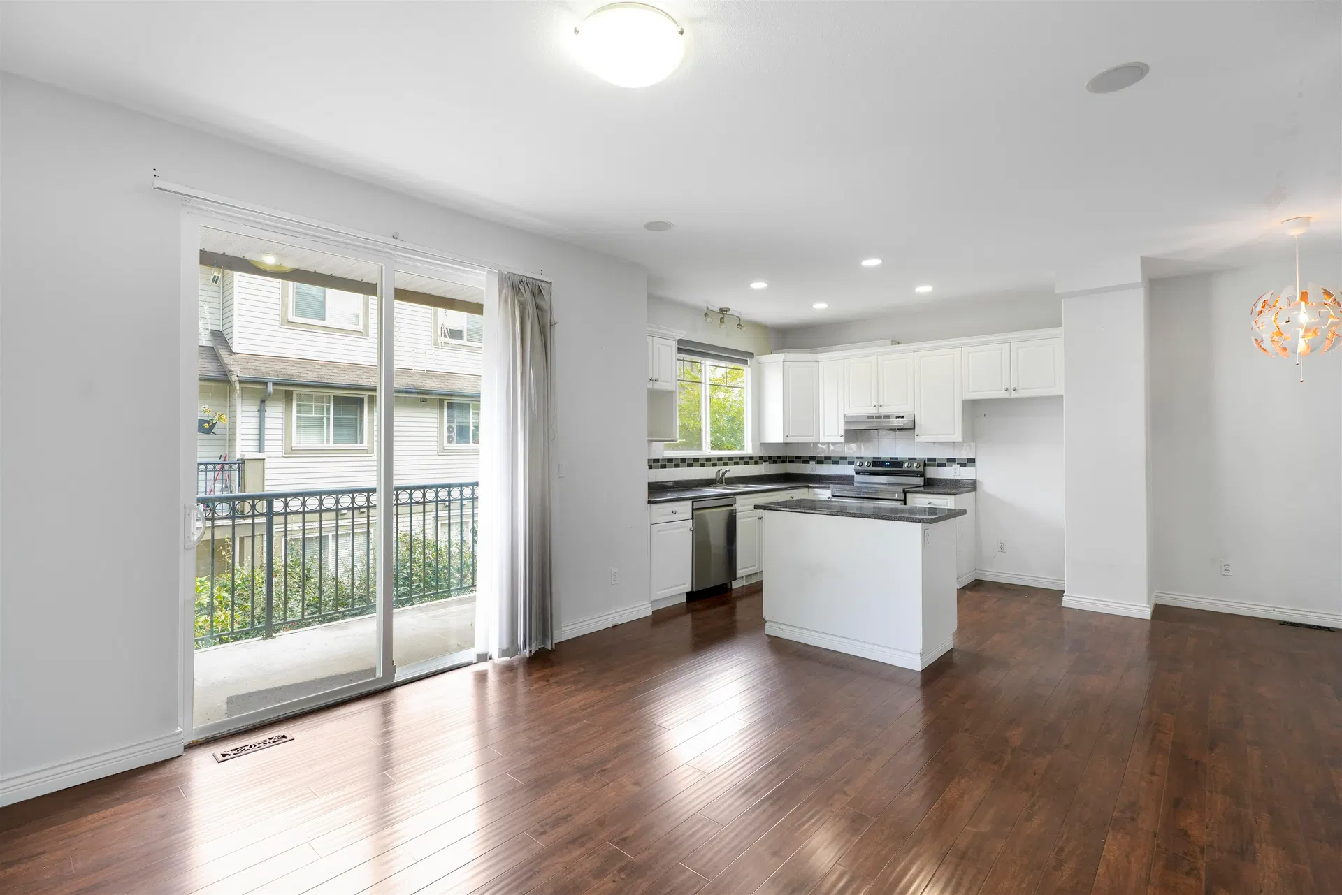Photo 4 of 27 at #36 – 14453 72 Avenue