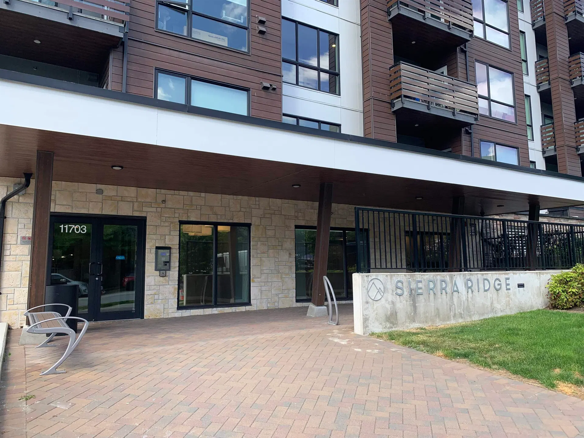 #408 – 11703 Fraser Street
