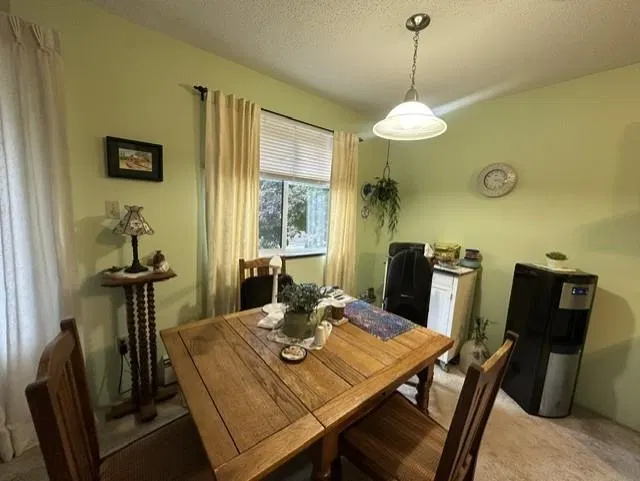 Photo 4 of 19 at #210 – 7426 138 Street