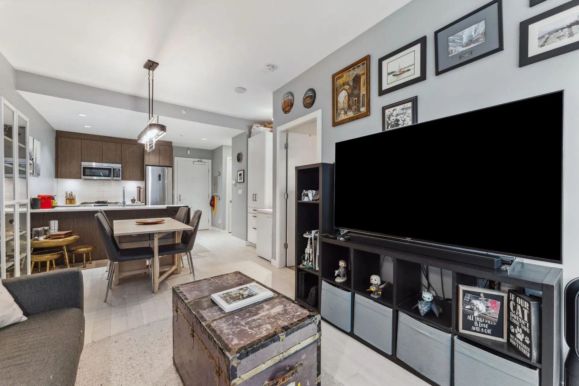 Photo 2 of 22 at #002 – 9060 University Crescent